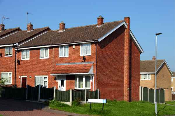 Can I Alter The Party Wall Surveyor? - A Crucial Guide From Faulkner Surveyors 3 Do you want to change the party wall surveyor you are using? Get the best results from Faulkners Woking NOW!