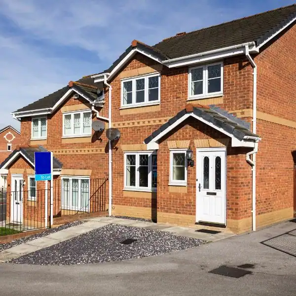 Scenarios 4 Image of UK home - Faulkners scenarios Woking